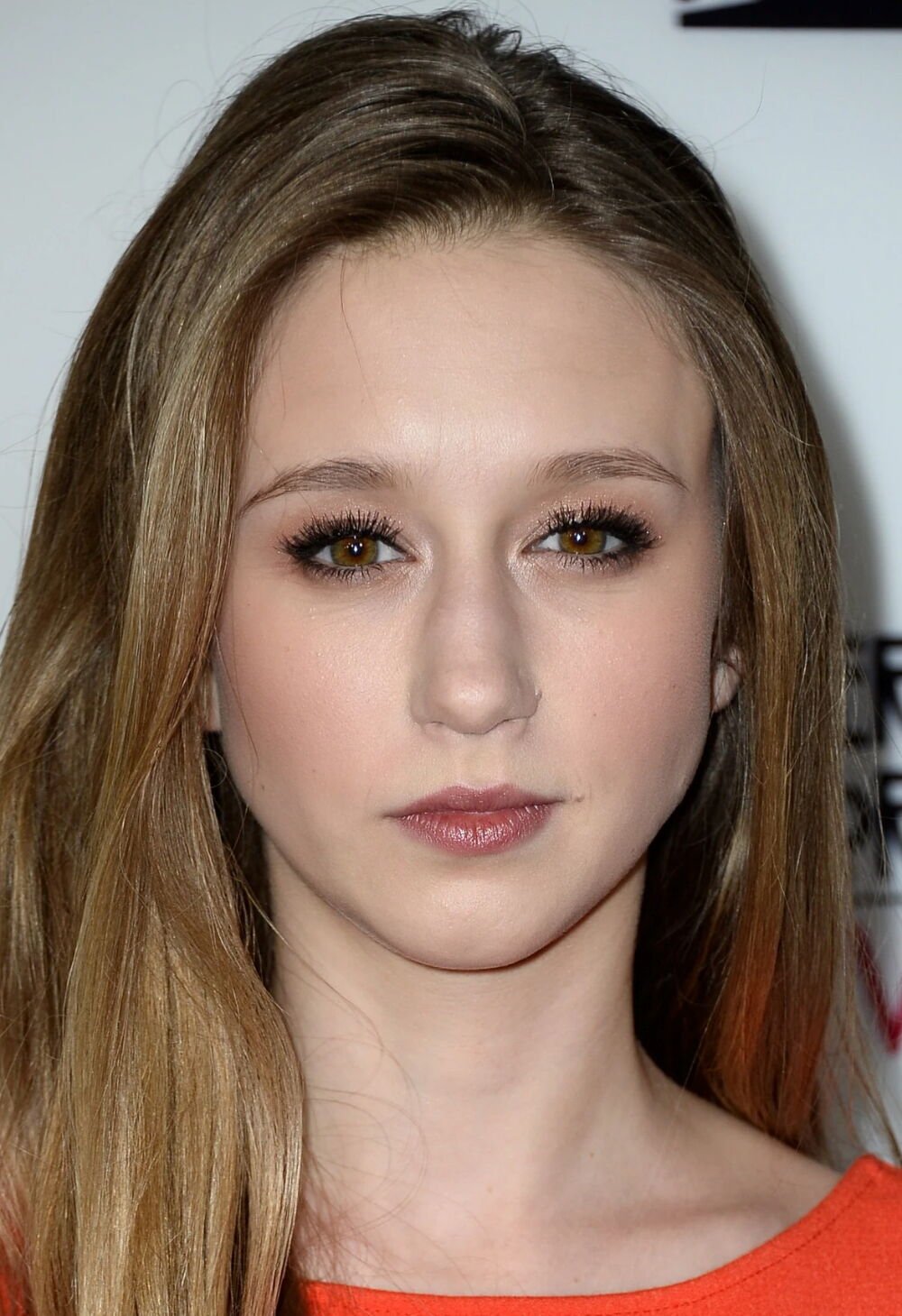 laryssa farmiga