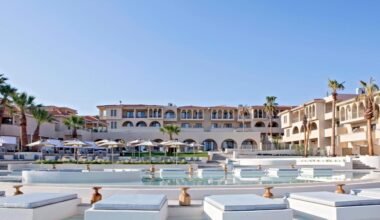 staying in luxury & comfort at a halkidiki 5 star hotel