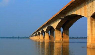 understanding the different types of bridge beams used in construction