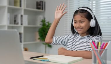 how digital nomads can support their kids' learning from anywhere