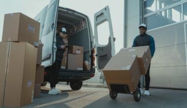 why smart logistics matter in the age of instant delivery