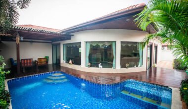 why choose a pool villa for your pattaya holiday