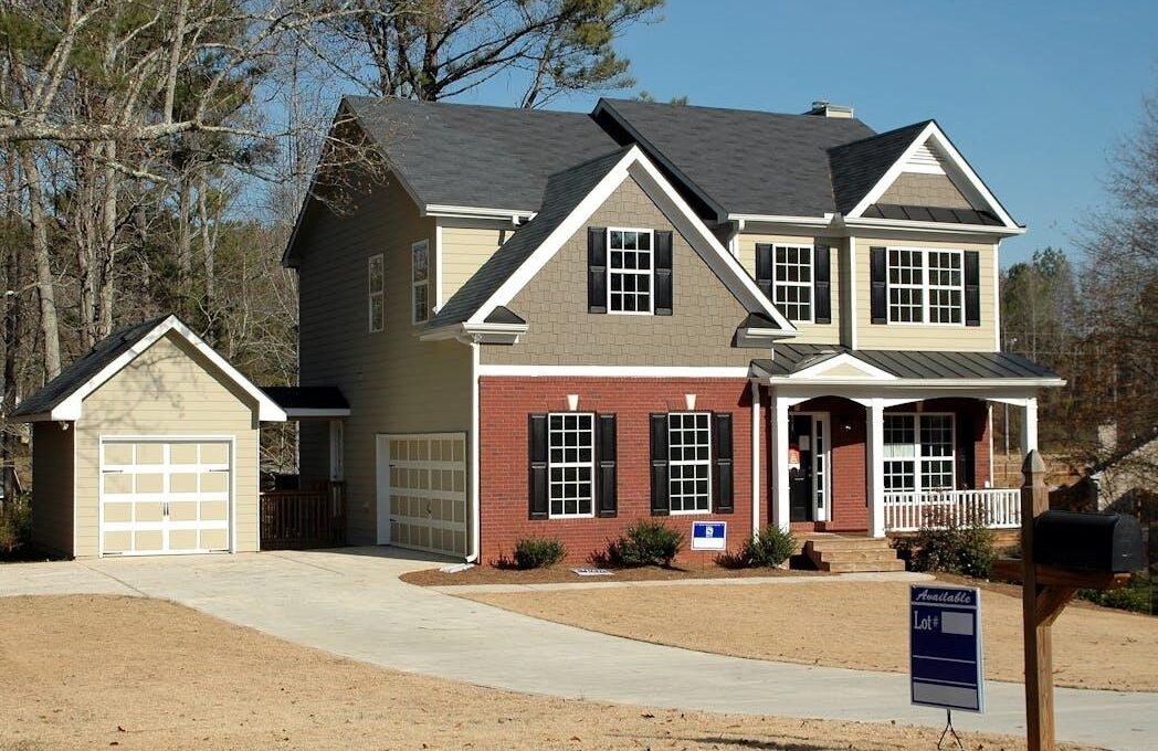 9 easy ways to improve your home this season