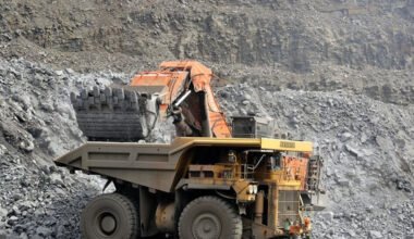the critical role of mining equipment transport in the heavy haulage industry