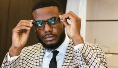 how to choose comfortable glasses for your workday