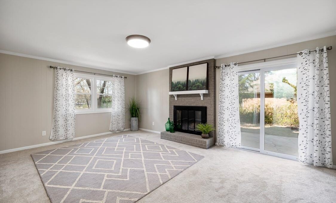 how flooring updates influence the overall atmosphere of a home