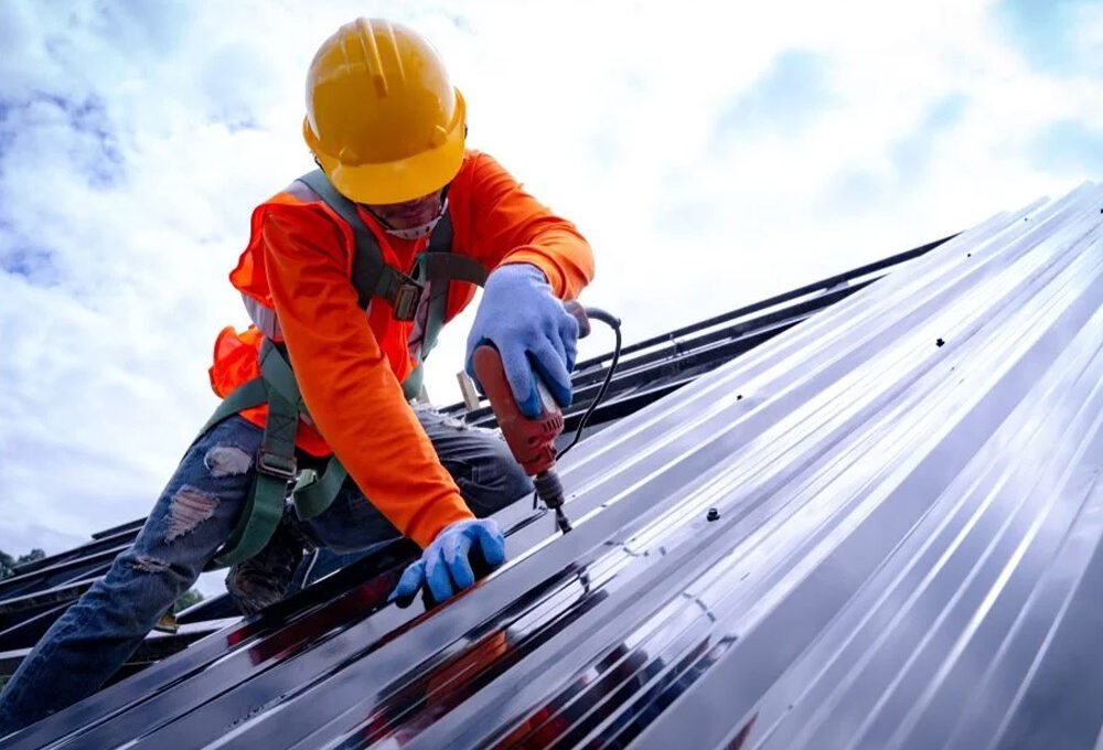 choosing the best roofing system for commercial roof replacement